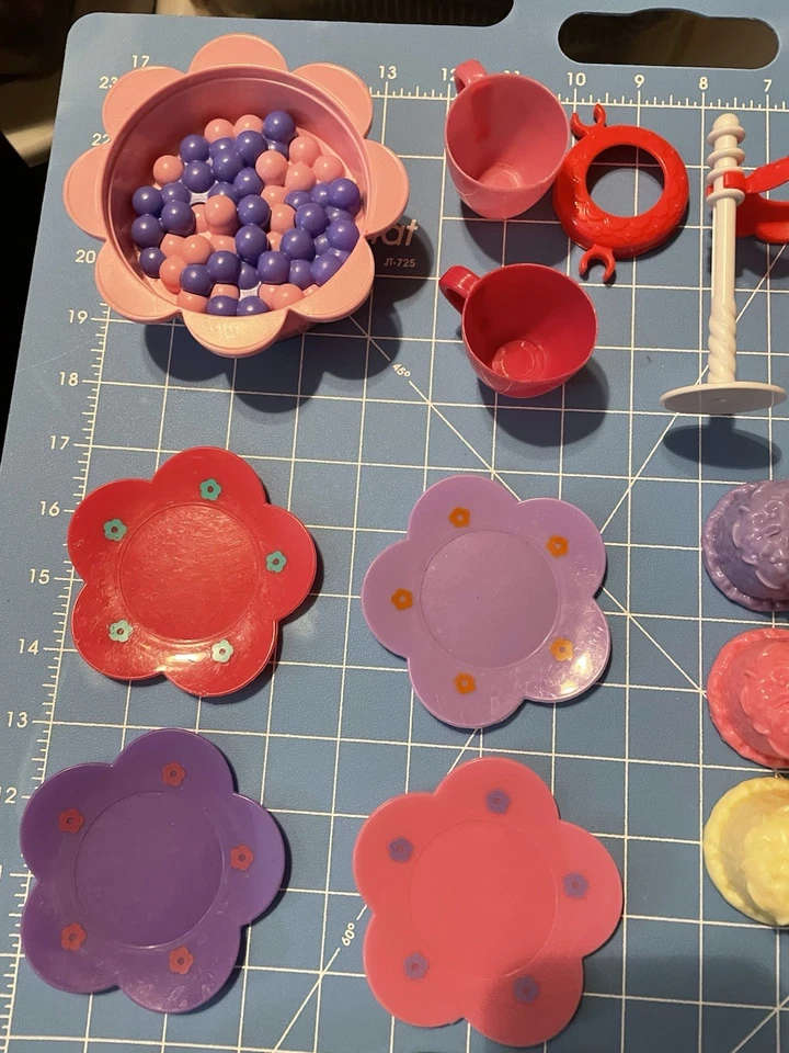 PlayGo Children’s Toy Ice Cream Counter Play Set and Extra Dishes 35 Plus Pieces - Image 3 of 4