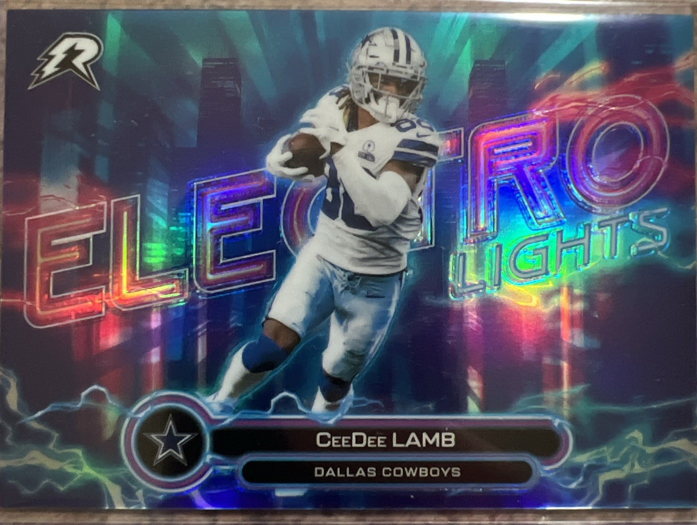 2025 Topps Resurgence CeeDee Lamb Electro Lights Chase Hit EL-16 SSP!