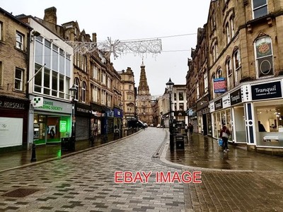 FOTO HALIFAX BLICK ENTLANG DES MAISMARKTES AN SEINER KREUZUNG MIT RUSSELL STREET TOWA