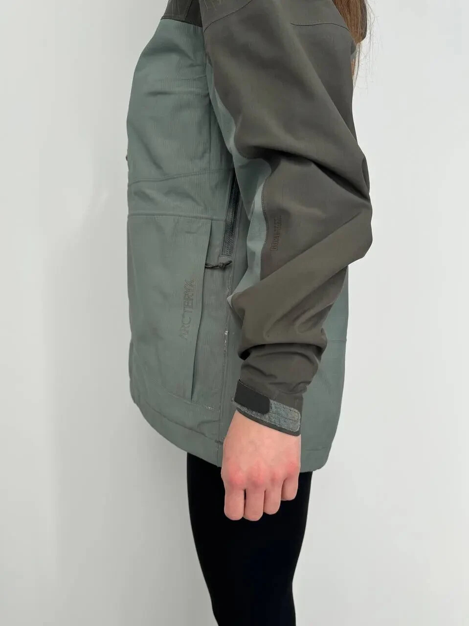 Giacca tecnica morbida vintage Arc'teryx Javelin SV Gore Tex rosso ciliegia taglia M DIFETTI