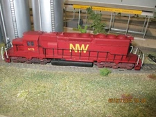 N&W 6175 SD40-2,CUSTOM PAINTED, TUSCAN,DETAILS,TSUNAMI DCC & SOUND,RECONDITIONED