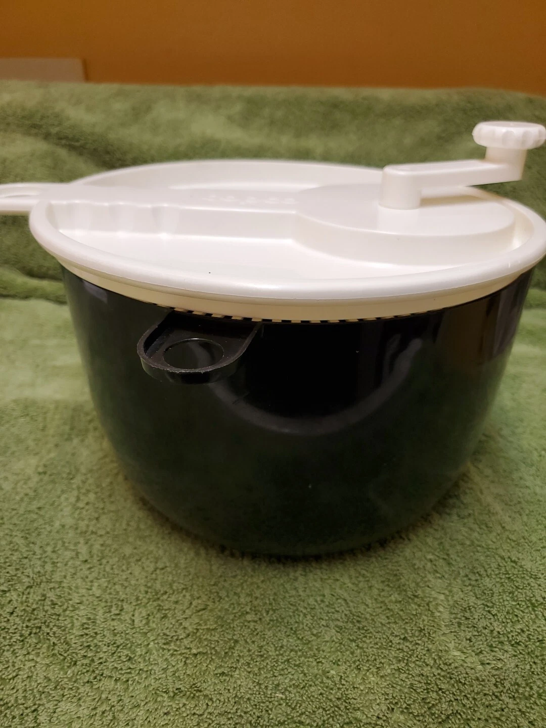 ❤️Copco Salad Spinner White Lid Black Bowl And Spinner Lebowitz