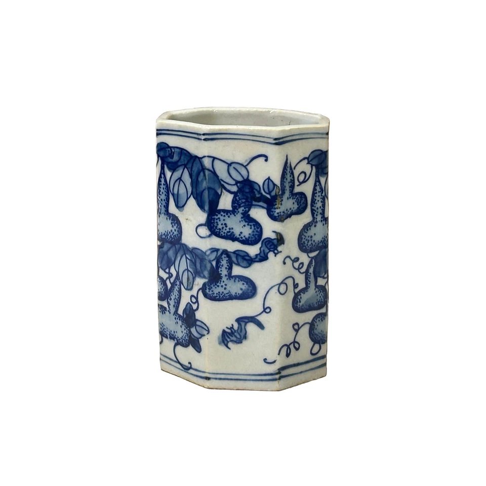 Chinese Blue White Porcelain Hexagon Gourd Graphic Small Vase ws4903 - Image 3 of 4