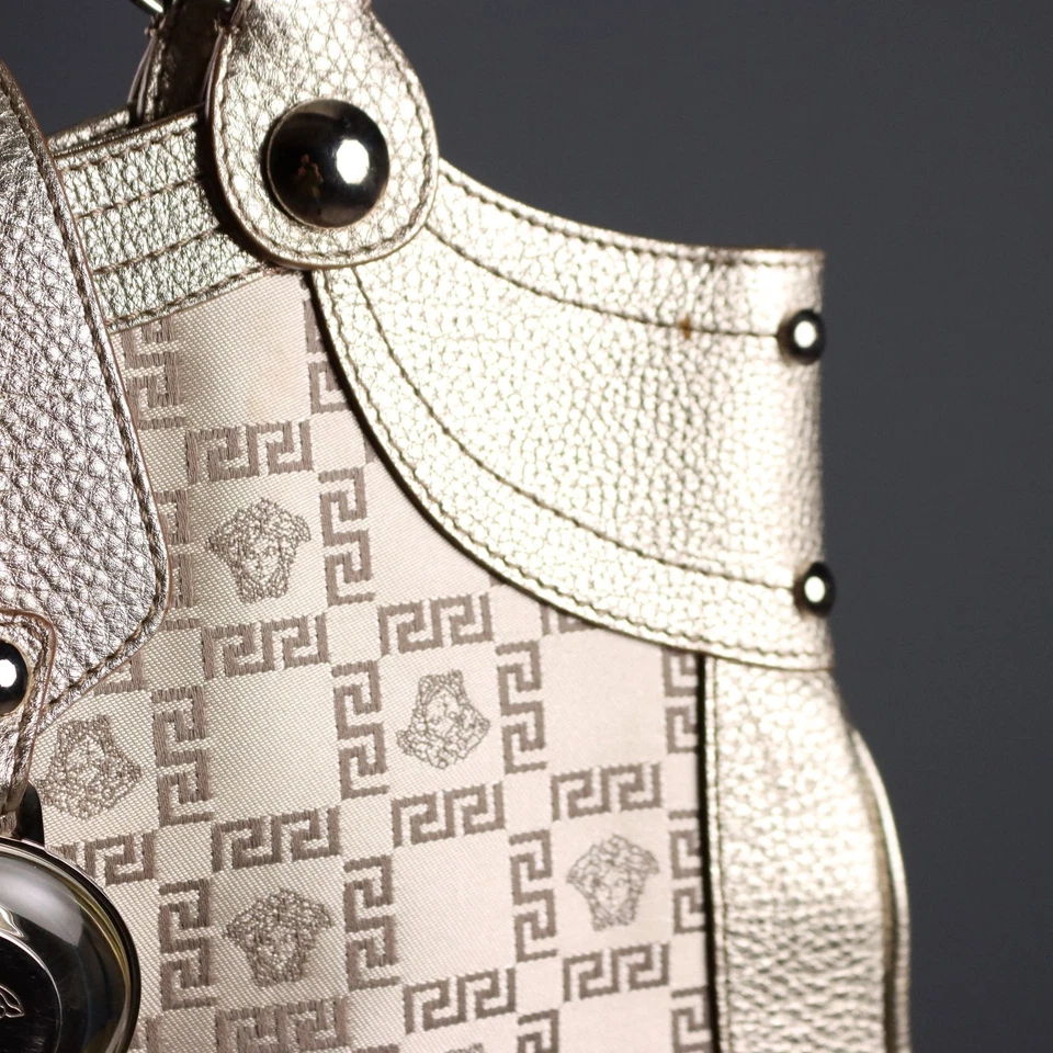 Versace Borsa Argento Vera Pelle Tessuto Medusa Italia Second Hand Originale - Immagine 3 di 4