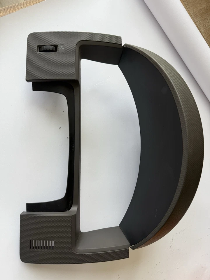 2008-2012 FORD ESCAPE SPEEDOMETER BEZEL P/N 8L84-78044D70-A GENUINE OEM FORD - Imagem 2 de 4