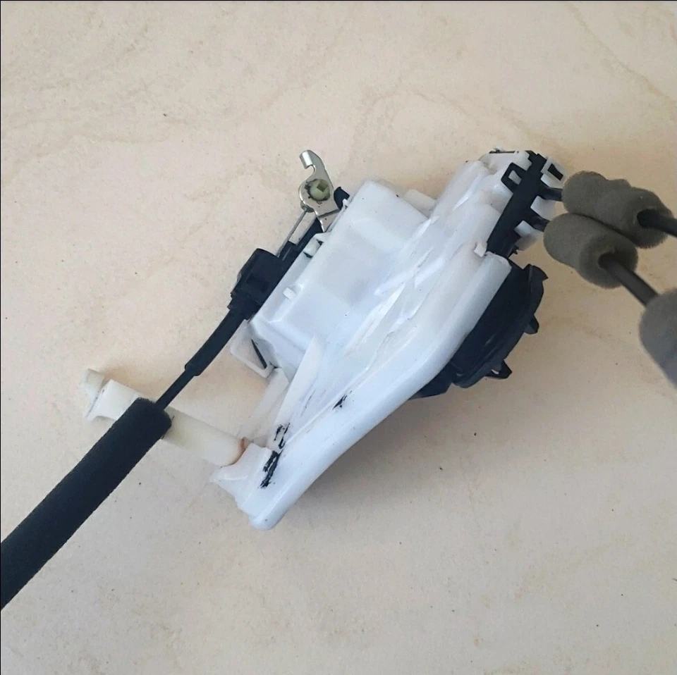 LIFE WARRANTY 2019 to 2025 Nissan Altima GENUINE LEFT FRONT Door Lock Actuator - Image 4 of 4