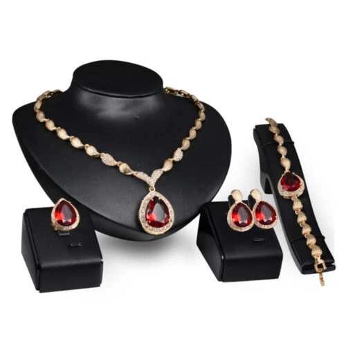 Markenlose Modeschmuck-Sets