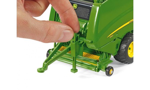 ,SIKU, Bola redonda JOHN DEERE 990, 1/32, SIK2465 - Imagen 3 de 6