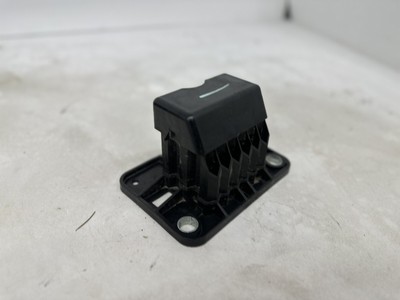 2015-2018 JEEP RENEGADE SUPPORT MOUNT BRACKET 2.4l 520416370. B4 