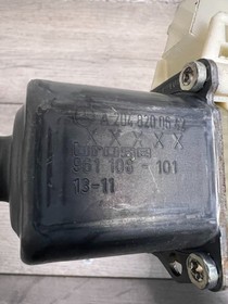 Mercedes C200 Cdi S204 2010-2014 Door Window Motor (o/s Rear Driver) A2048200642