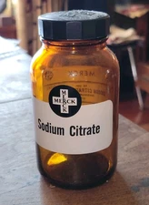 Vintage MERCK Sodium Citrate Amber DURAGLAS Apothecary Bottle 10 oz.