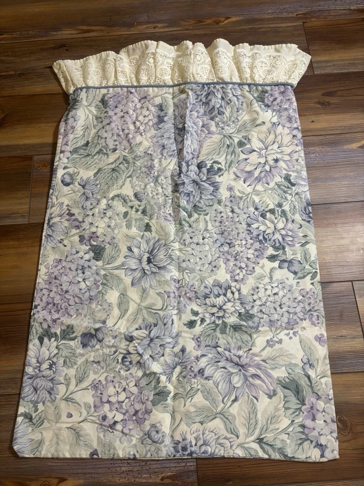 Juego de sábanas florales Jessica McClintock DOBLE encaje con volantes 3 piezas Crm verde lavanda Foto 3 de 4