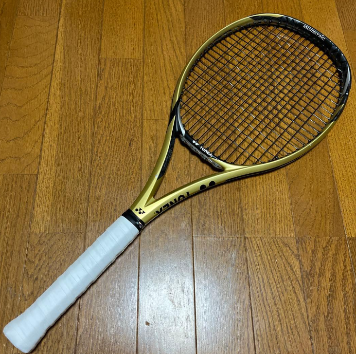 Yonex Ezone 98 Grip 4 1/4 Naomi Osaka Gold Limited Tennis Racket