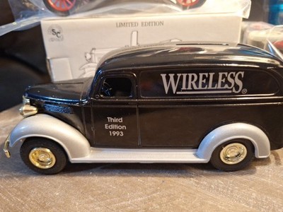 Ertl 1938 Panel Truck Bank WIRELESS