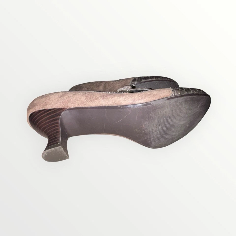 RARE Vintage Y2K 90s MUDD Brown  Mary-Jane  Kitten Heels 9.5 - Image 3 of 4