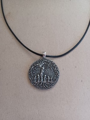 Vtg Norse Y2k 90s Style Silver Tone Tree Of Life Mother Pendant Cord Necklace