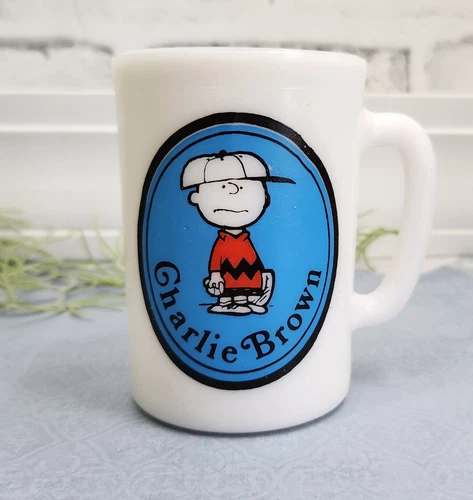 Vintage AVON 3.5" Charlie Brown Milk Glass Mug - 1969 United Features Peanuts