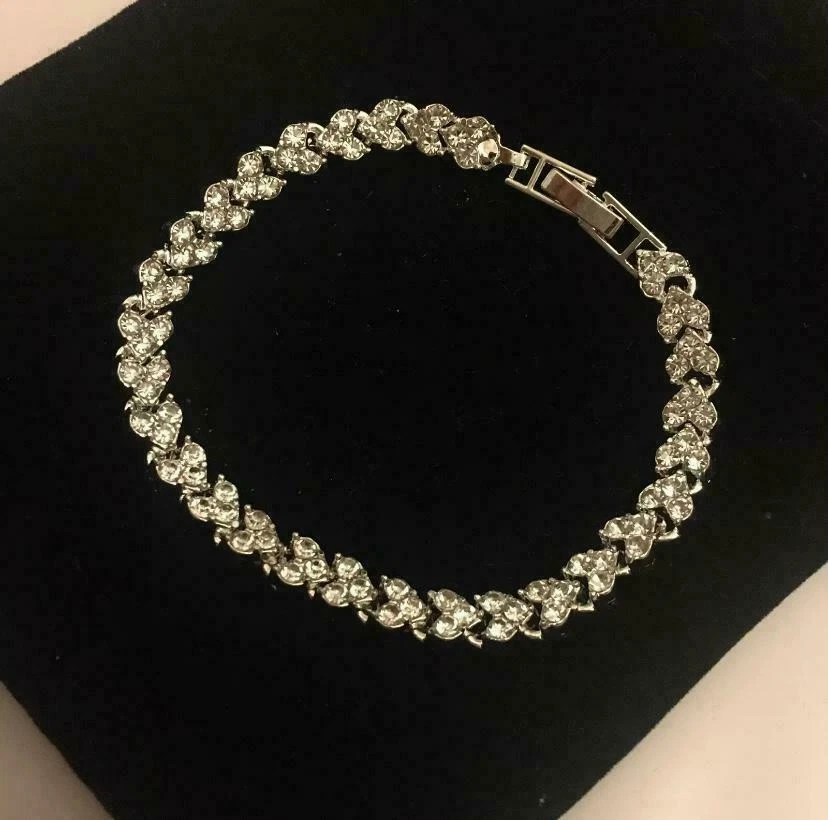 Brazalete de piedra de tenis de cristal para mujer Swarovski Elements enchapado en plata Foto 4 de 4