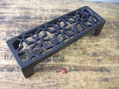 Cast Iron air Brick Vent NEW Pattern quality metric size - powder coated black