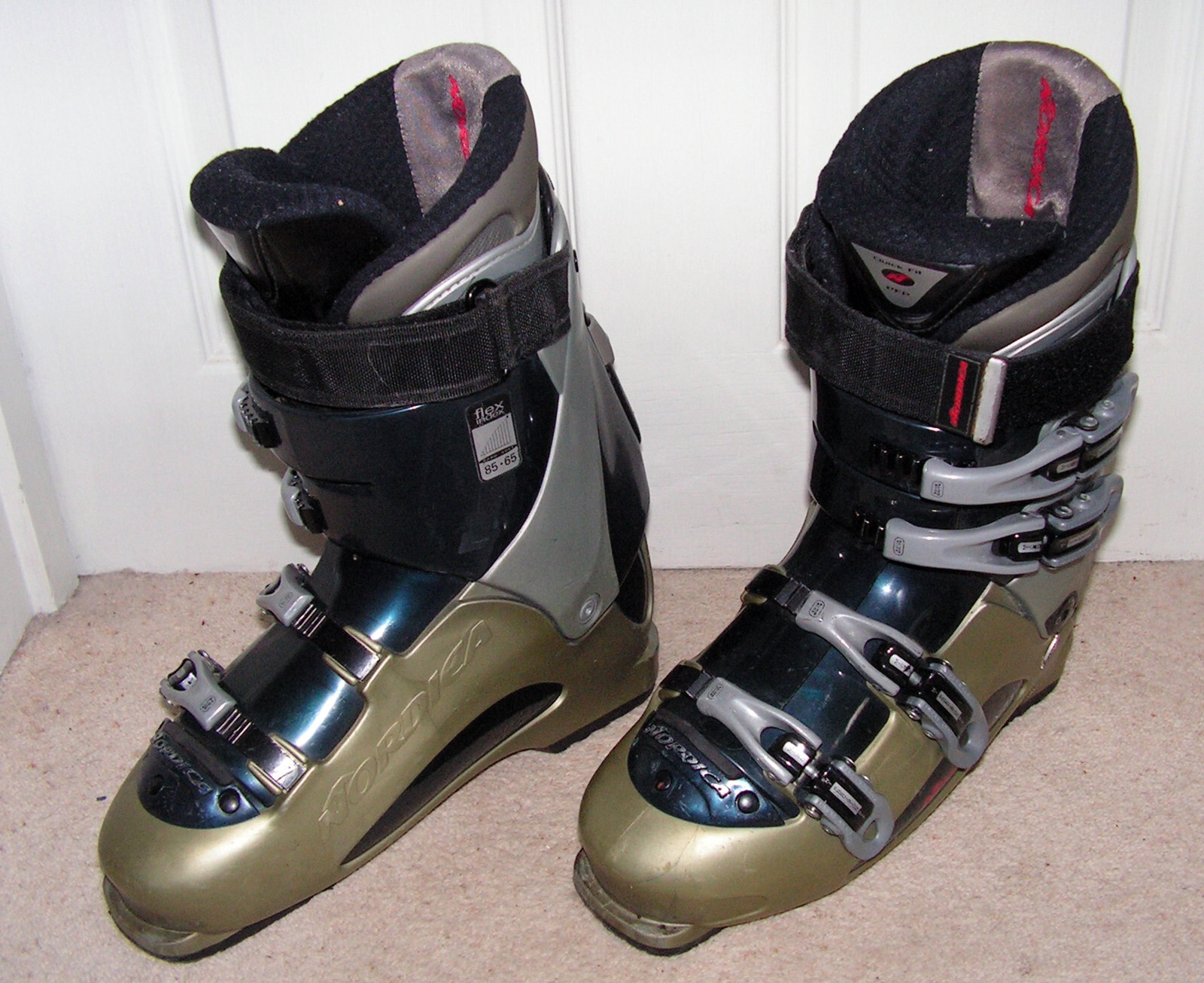 SALOMON Coppia Stivali da sci Nordica N71