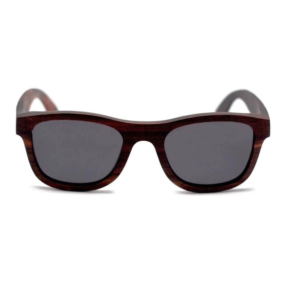 Gafas de sol polarizadas con marco cuadrado de madera unisex hechas a mano madera de ébano sostenible Foto 2 de 4