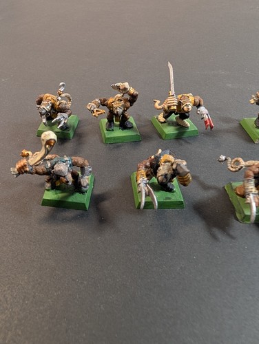 Warhammer Fantasy Battles - 8x Skaven Night / Gutter Runners - Pintado / Plástico - Imagen 5 de 7