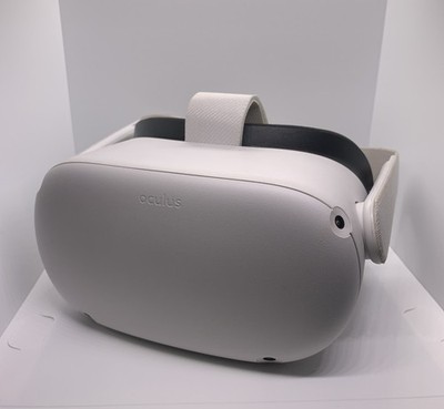 Oculus Meta Quest 128GB VR Headset White HEADSET ONLY (NO CONTROLLERS) 