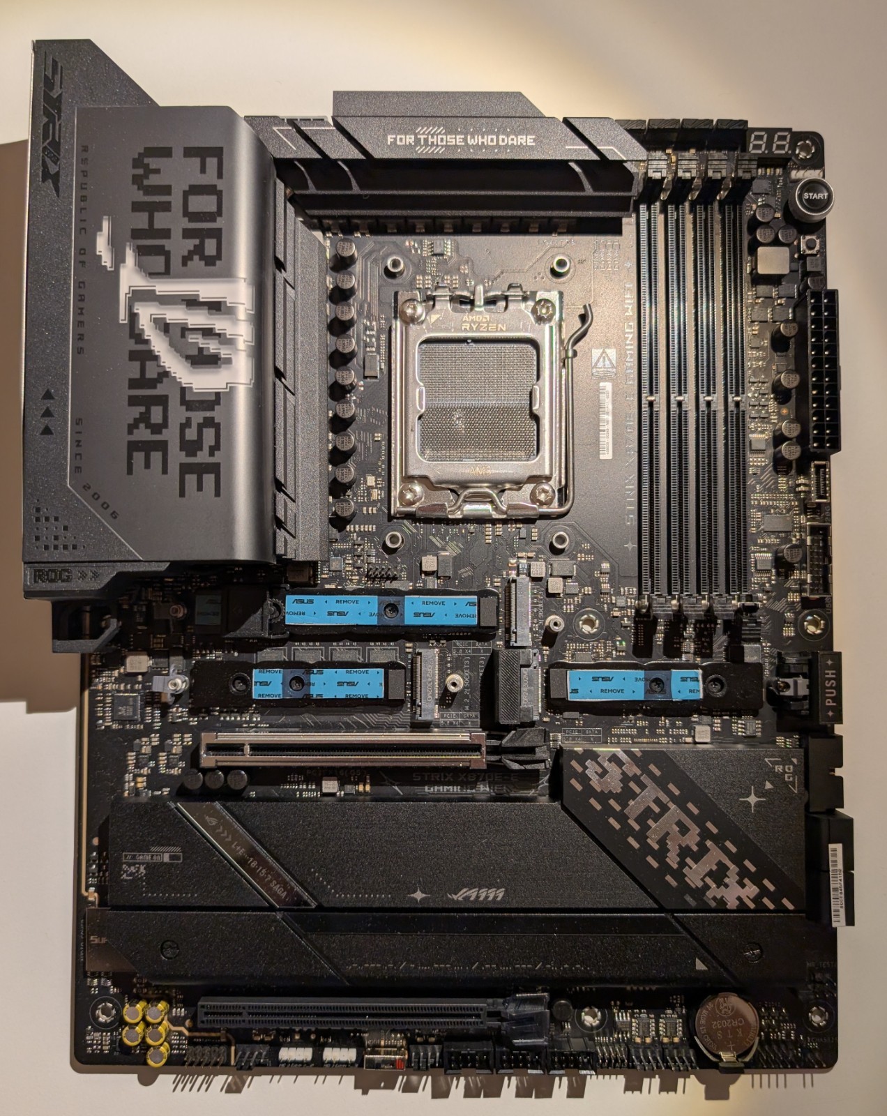 ASUS ROG STRIX X870E-E GAMING (AM5) Motherboard - FAULTY / FOR PARTS ONLY