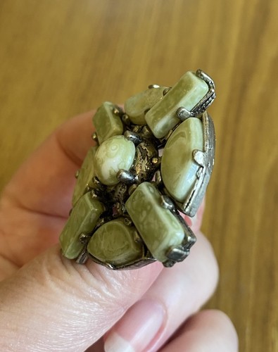 Vintage Scottish Celtic Green Agate Glass Pewter Brooch - Picture 5 of 6