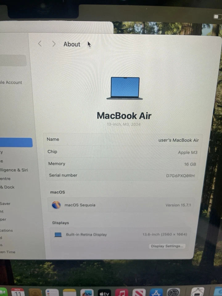 Apple MacBook Air 13 Inch 2024 M3 16gb Ram 512gb SSD 99% Battery Health - Image 2 of 4