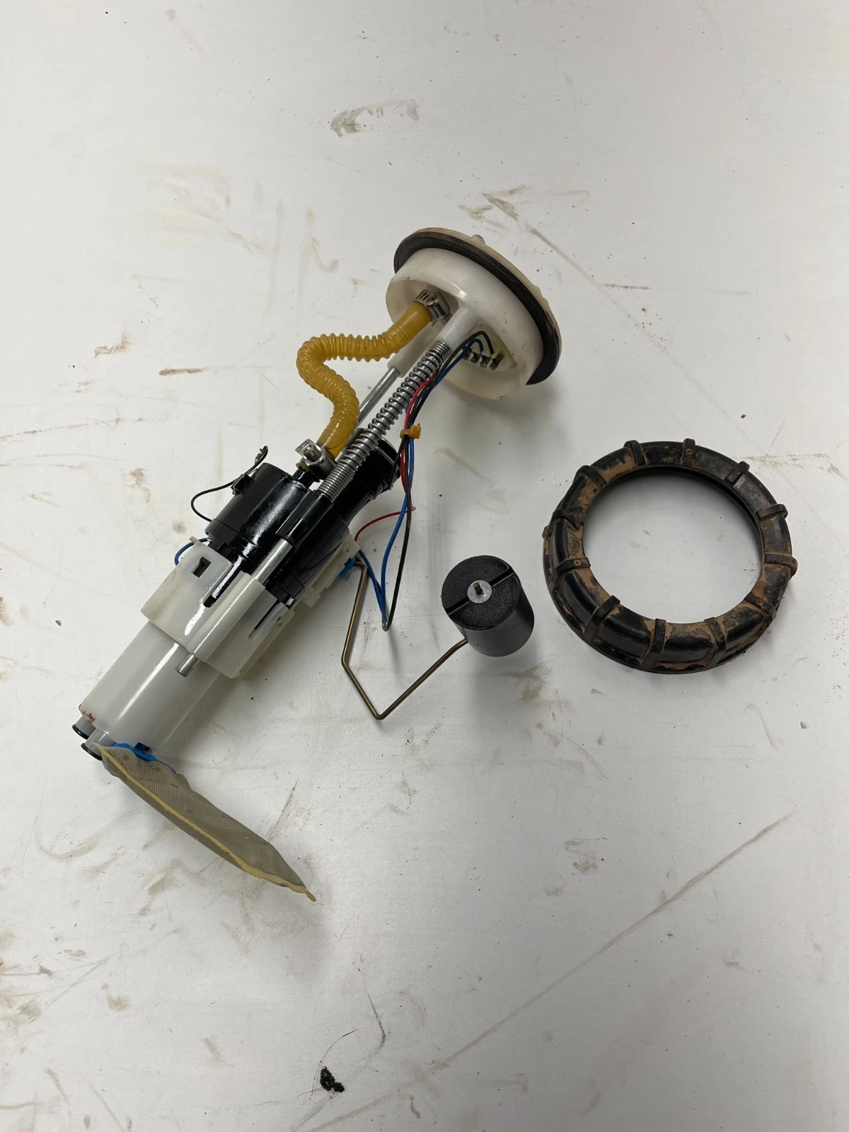 12 2012 Polaris RZR 900 XP 4x4 OEM GOOD!  Fuel Gas Pump Petrol Assembly