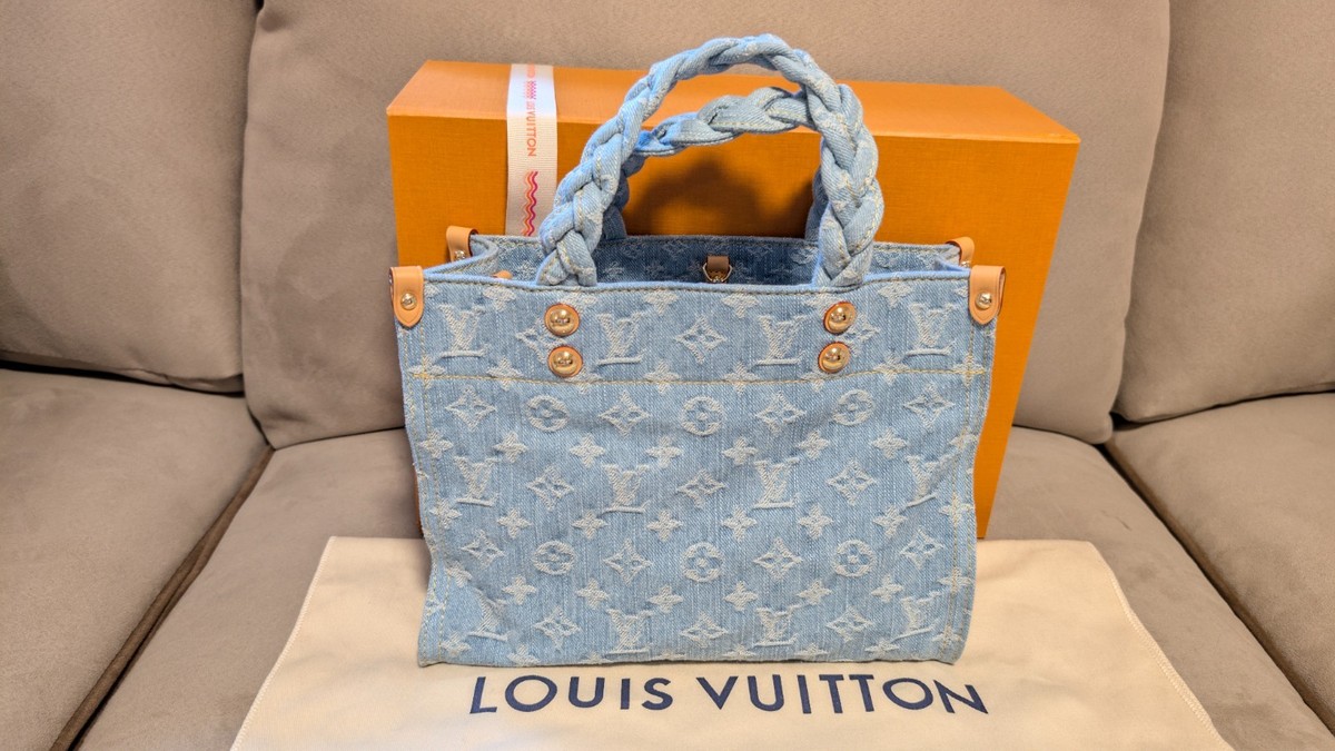 LOUIS VUITTON - LET GO PM DENIM M24897 - LTD. BY THE POOL 2024