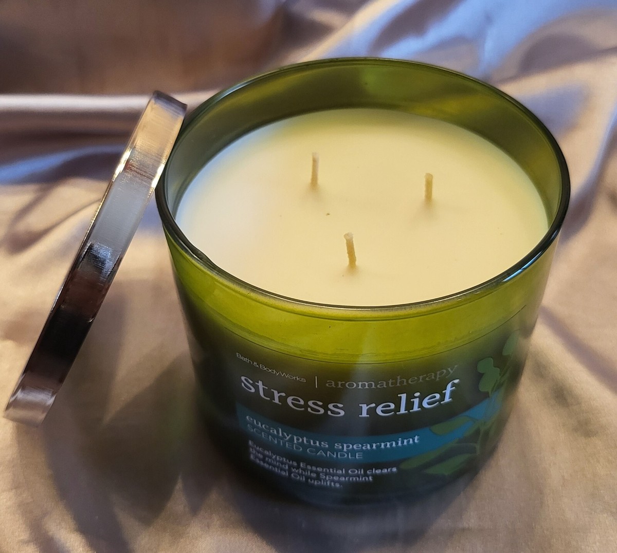 NEW BATH and BODY WORKS 3 WICK and SINGLE WICK SCENTED CANDLES