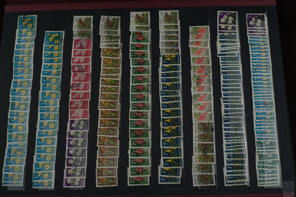 Worldwide stamps collections lots album Vintage Rare Classic Antique Genuine - Image 4 of 4