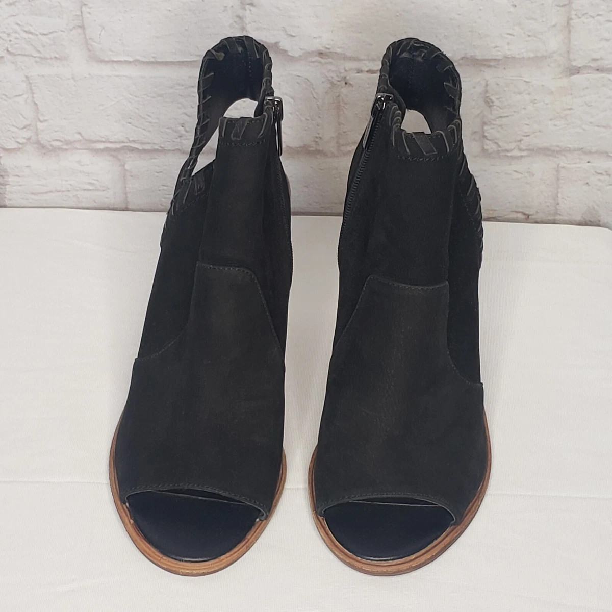 Vince shop camuto kicetta