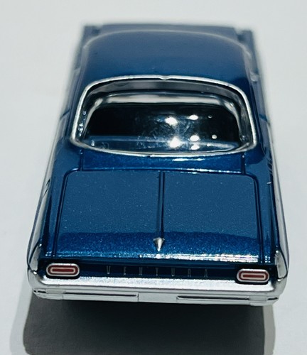 Vintage Johnny Lightning 1961 Pontiac Ventura scala 1:64 - Foto 3 di 7