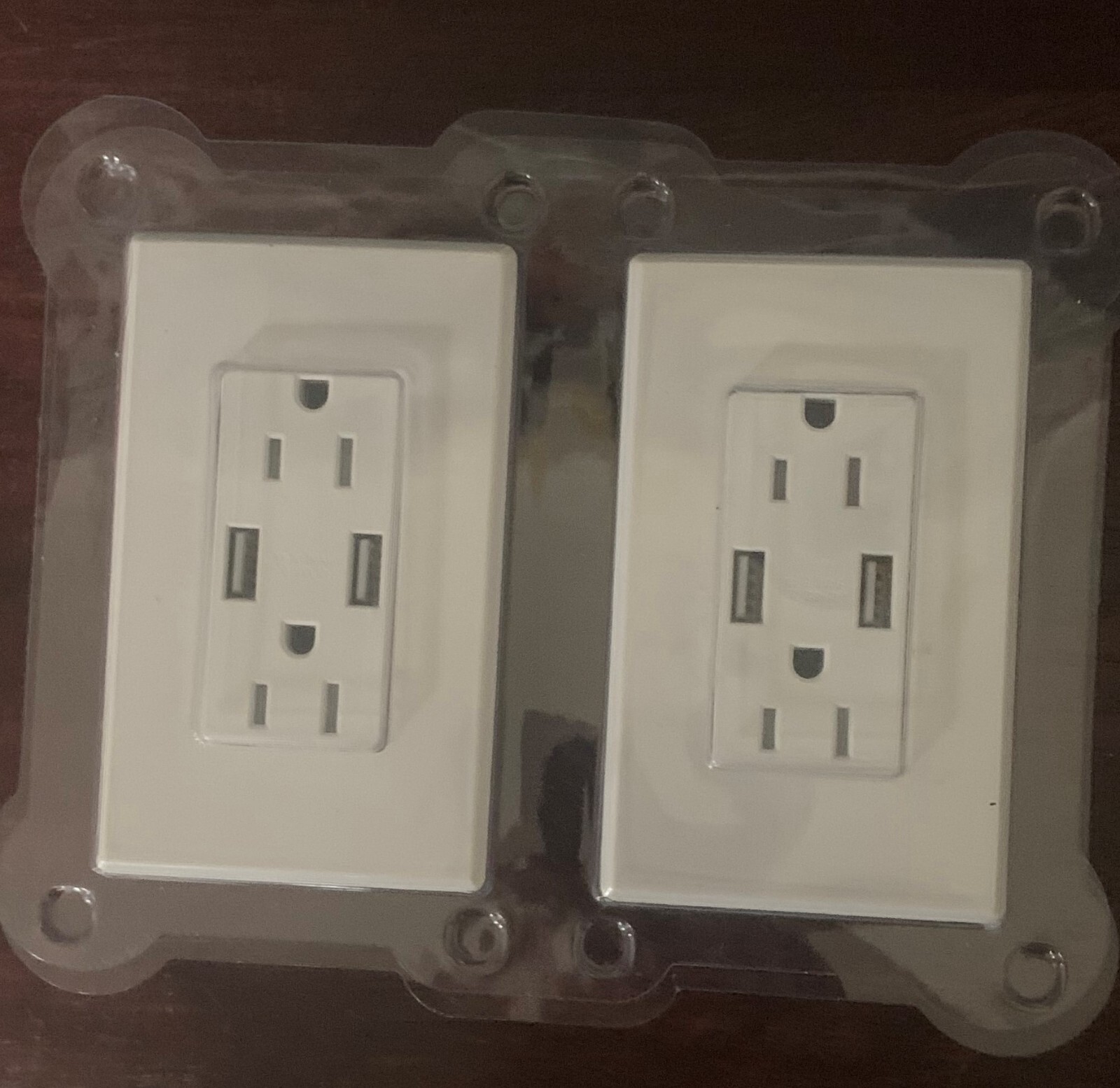 Feit Electric 2Pack Tamper Resistant Wall Outlet 120V, with 2 USB