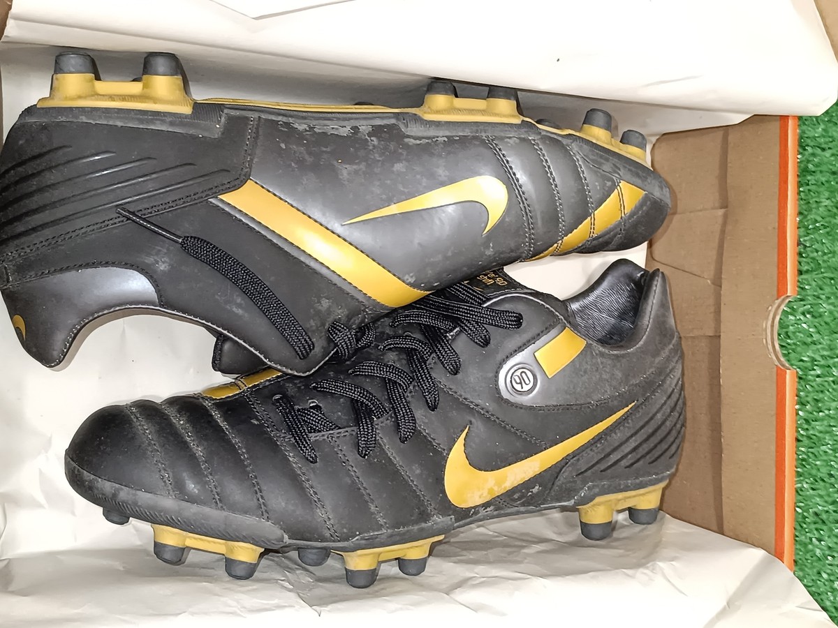 Scarpe da calcio Vintage Scarpini Nike Total 90 Shift 2000 Zanetti