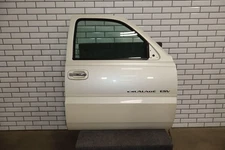 03-06 Cadillac Escalade Passenger Right Front Door (White Diamond 98U)