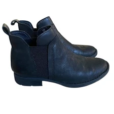 Born Ankle Booties Women 6.5 EU 37 Black Pull On Comfort Cushioned Grunge Casual