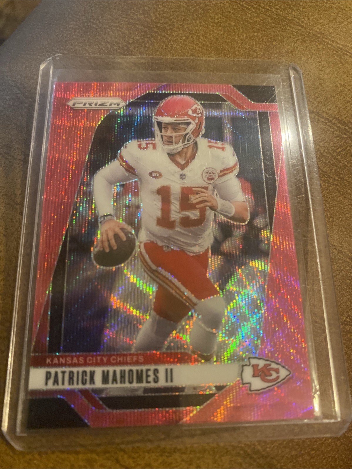 2024 Panini Prizm Patrick Mahomes II Pink Wave view 1