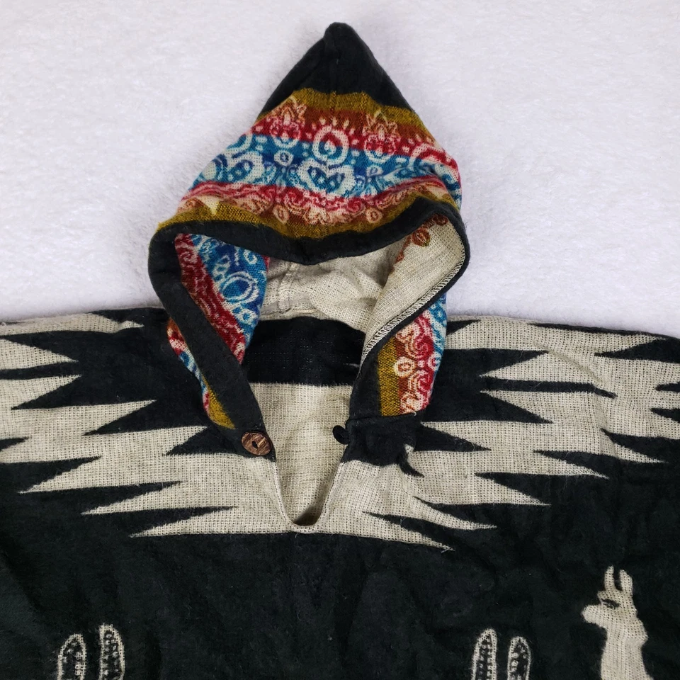 Casa de Alpaca Handmade Hooded Poncho 70% Alpaca Wool Llama Pattern Ecuador - Image 2 of 4