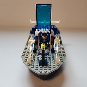 LEGO 4669 - Turbo-Charged Police Boat With Figure - Incomplete