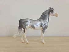 Breyer Classic / Freedom Model Horse SYLVLAN #B-CS-10574 Winter Decorator NEW