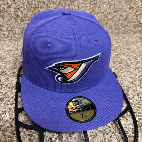 New Era 59Fifty Fitted Hat 7 1/8 Toronto Blue Jays 30th Season 1977-2006 Patch