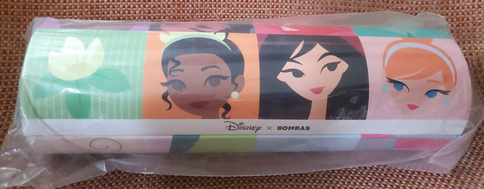 BOMBAS X DISNEY PRINCESS BABY INFANT SOCKS 6 PAIR 6-12 MONTHS IN GIFT BOX SEALED
Opens in a new wind