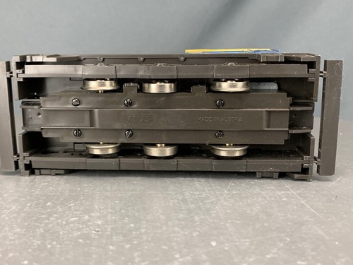 O Scale Atlas 2-Rail WDT Switcher Locomotive Santa Fe #21 LZ O1181 - Picture 10 of 14