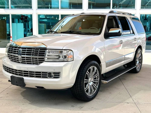2014 Lincoln Navigator Base 4x2 4dr SUV