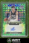 Maxime Raynaud RC Auto 2025-26 Topps Finest 44/75 Electrifying Green Geometric