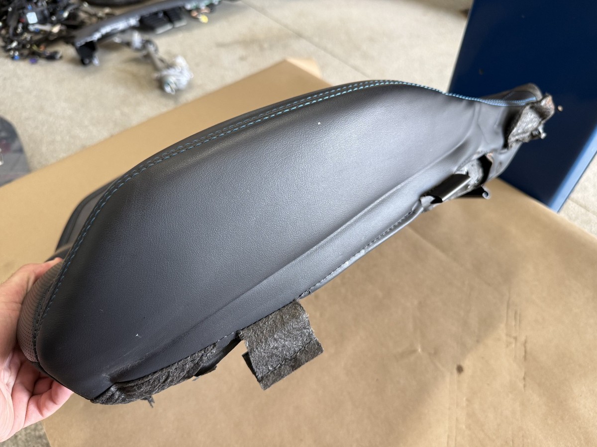 2018-2023 Ford Mustang LH Driver Side Front Lower Leather Seat